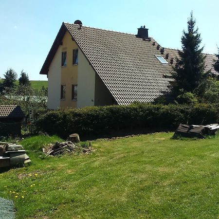 Apartment With Views Of The Ore Mountains Oelsnitz  Exterior photo